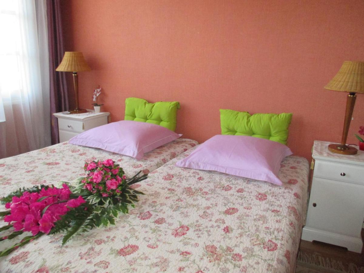 Le Cottage - Chambres D'Hotes Paris Saclay Бюр-Сюр-Ивет Экстерьер фото