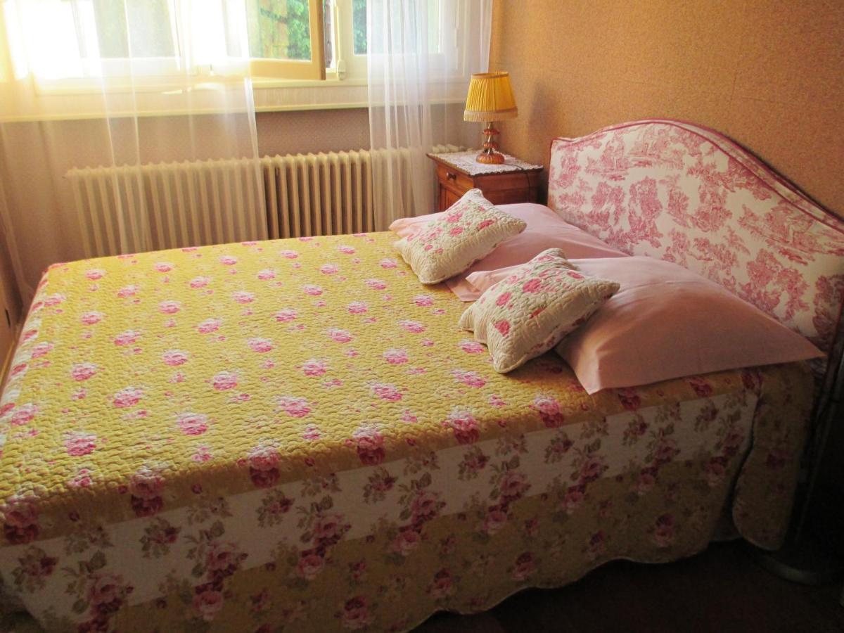 Le Cottage - Chambres D'Hotes Paris Saclay Бюр-Сюр-Ивет Экстерьер фото